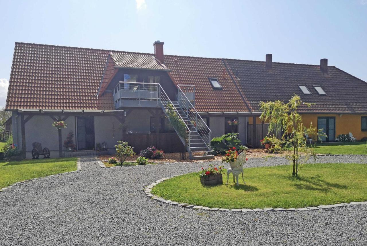 Ferienwohnungen In Lipsitz Auf Rue Thesenvitz Exterior foto